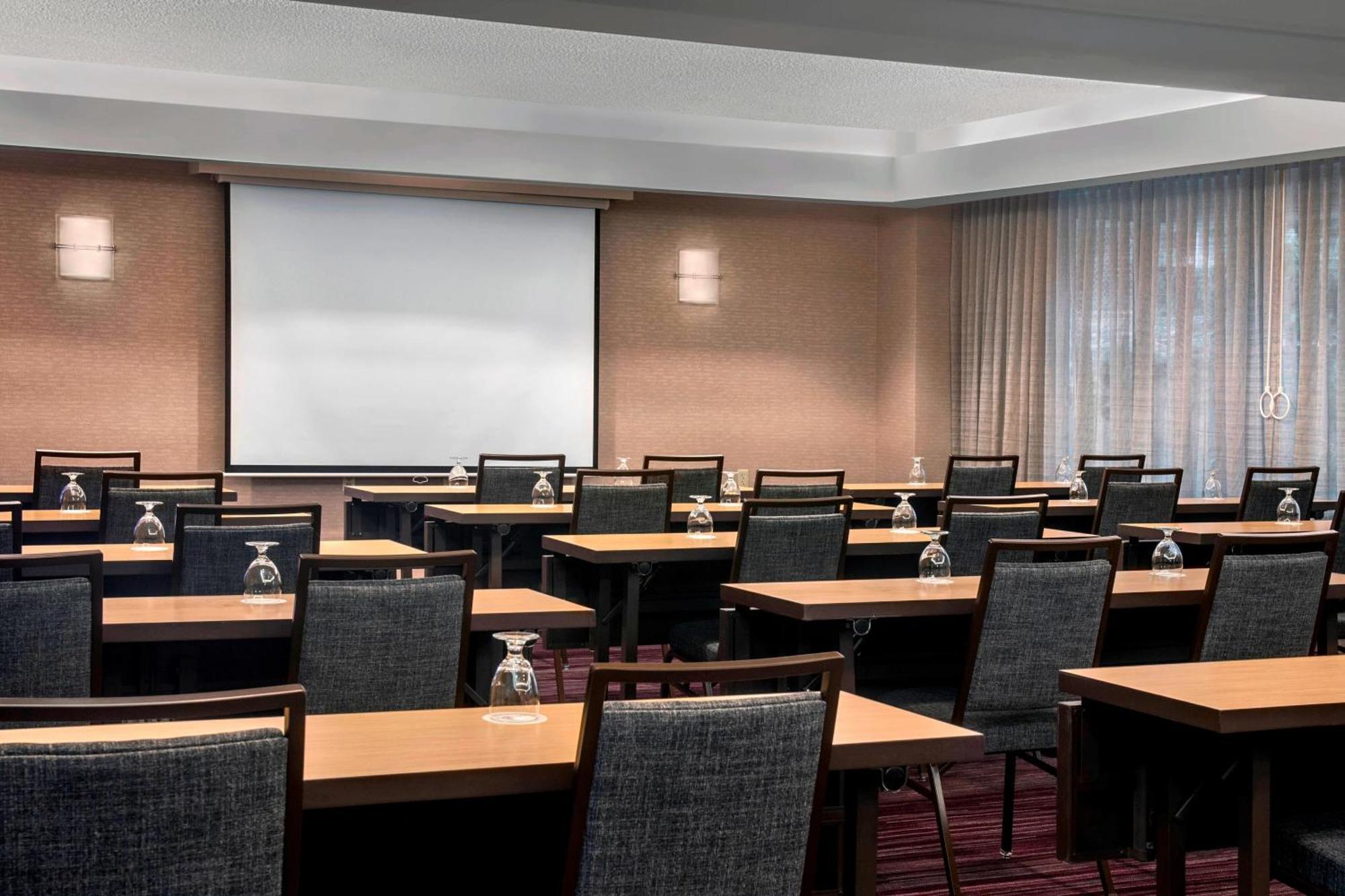 Courtyard By Marriott Jersey City Newport Exterior foto