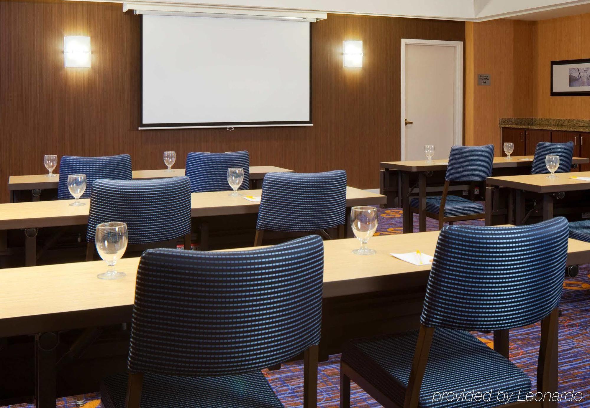 Courtyard By Marriott Jersey City Newport Exterior foto